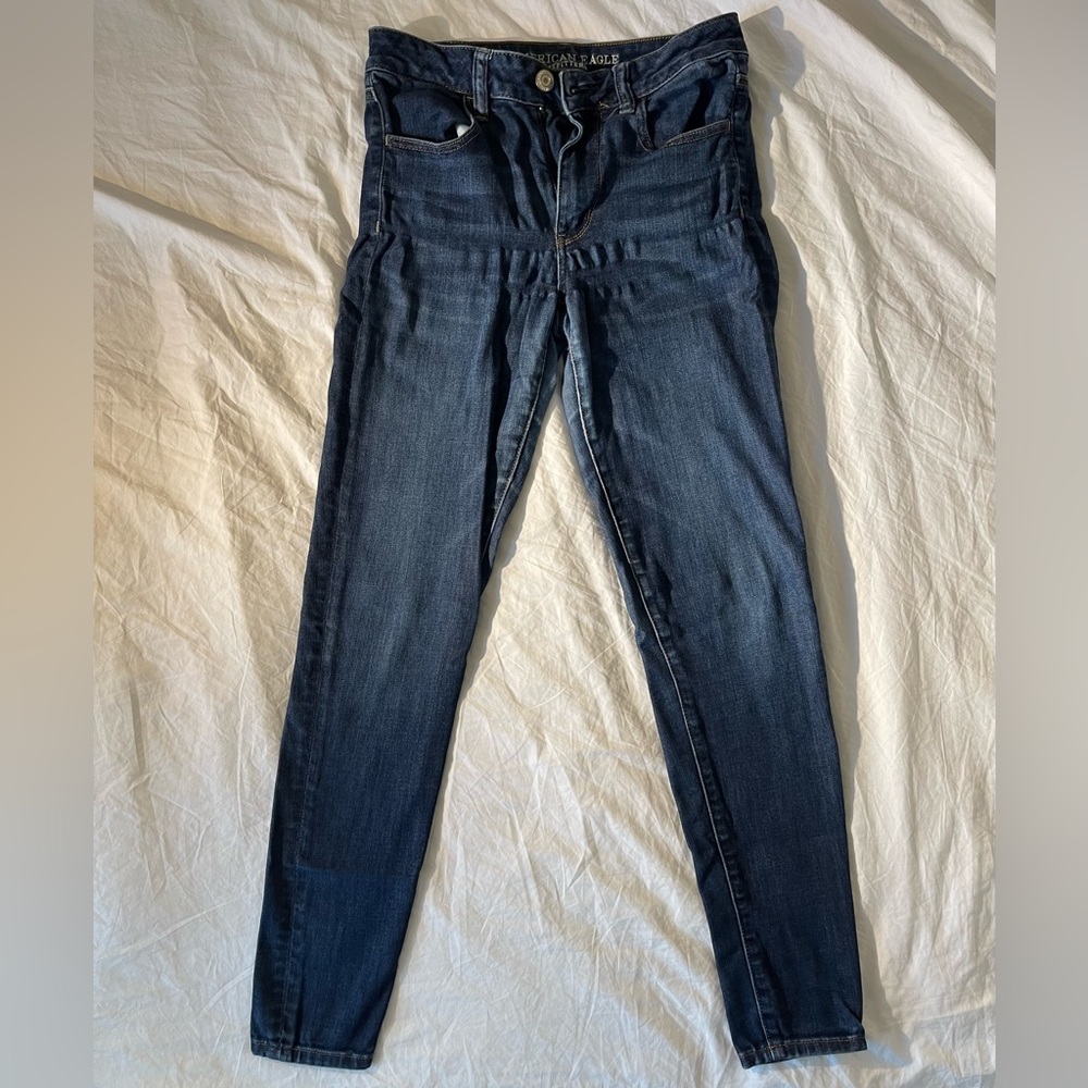 American eagle dark wash denim jeans